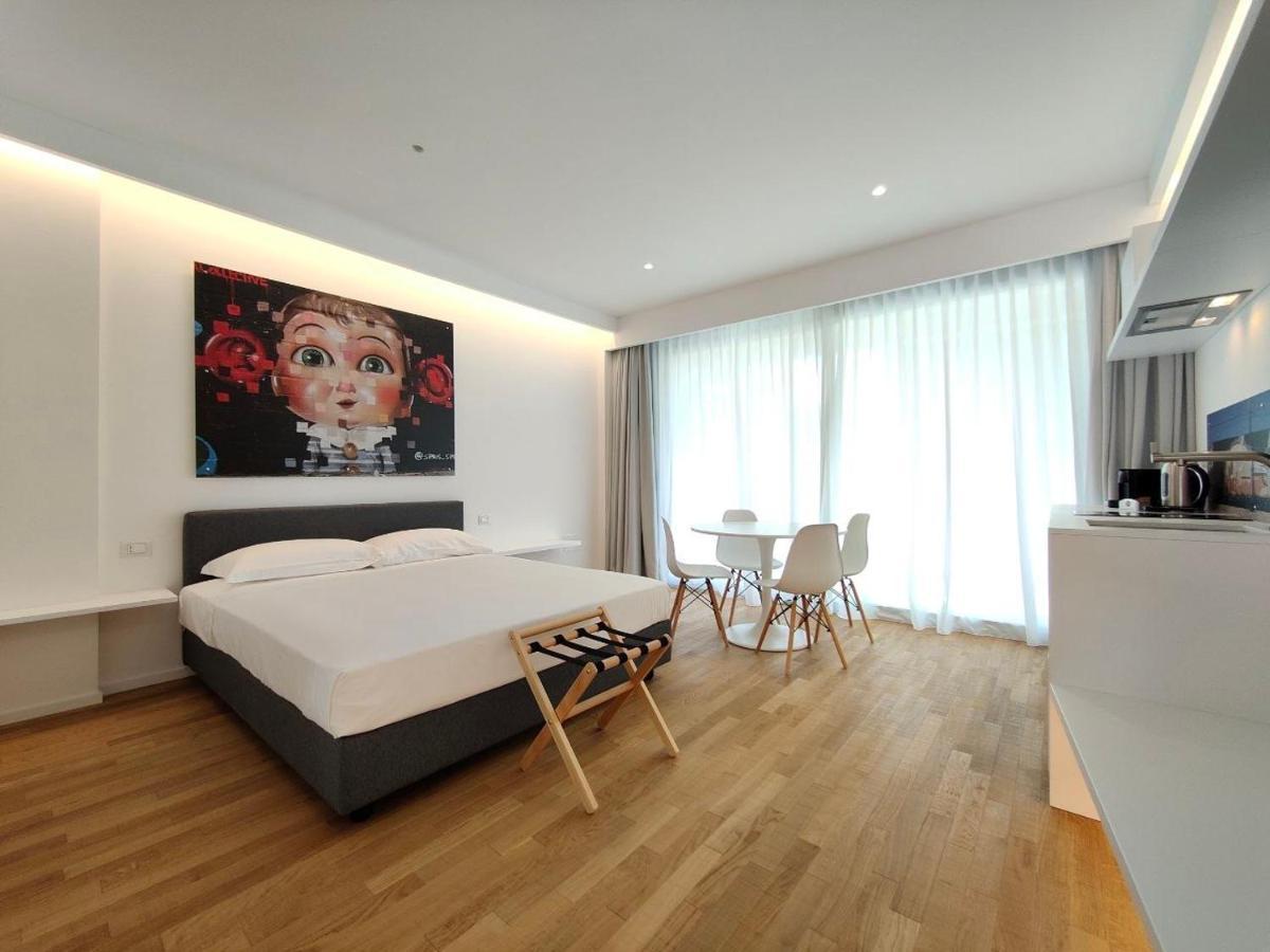 Marina Gardens Boutique&Suites Francavilla Al Mare Exterior foto